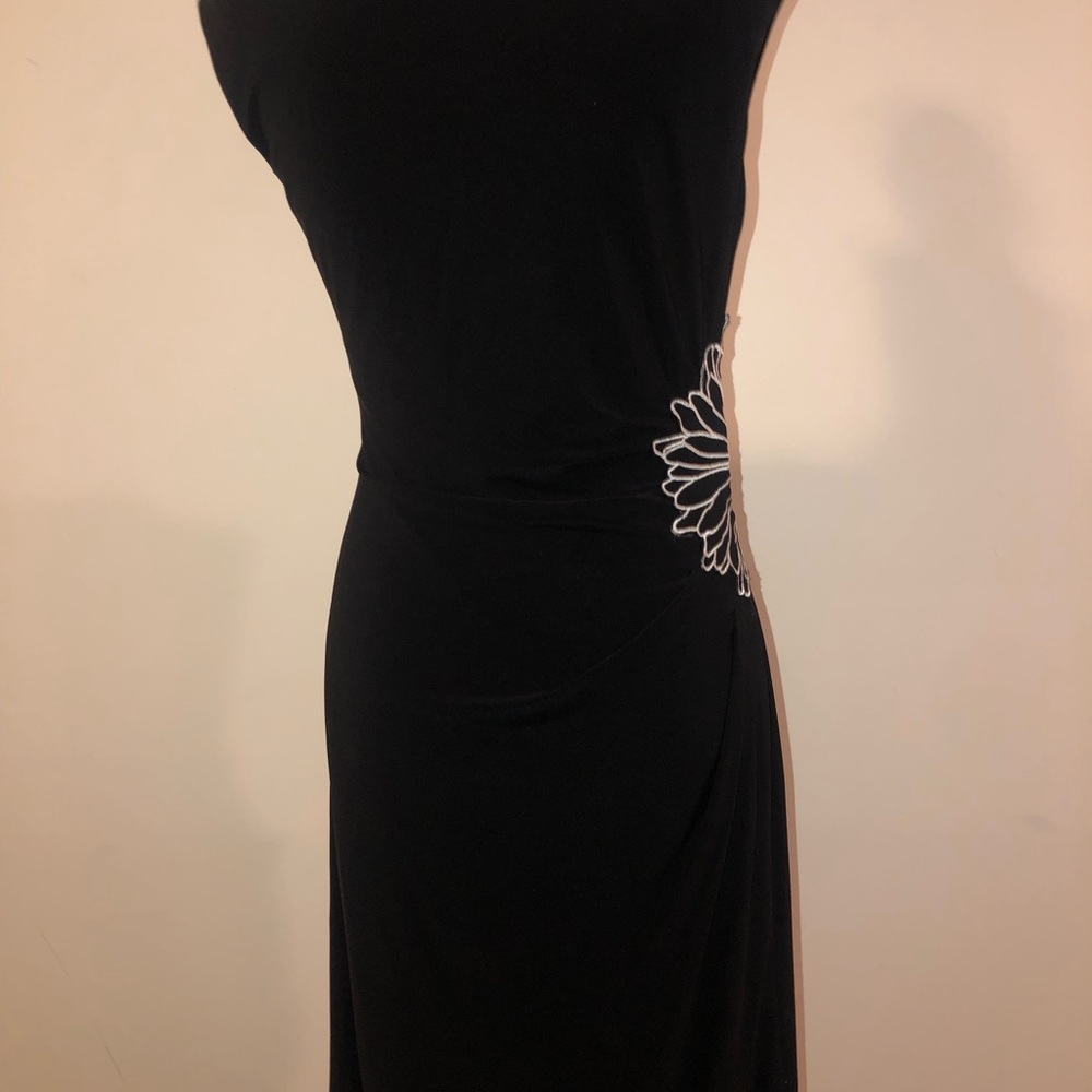RONNI NICOLE SZ.6 Black dress‎ 💐 - Picture 8 of 11